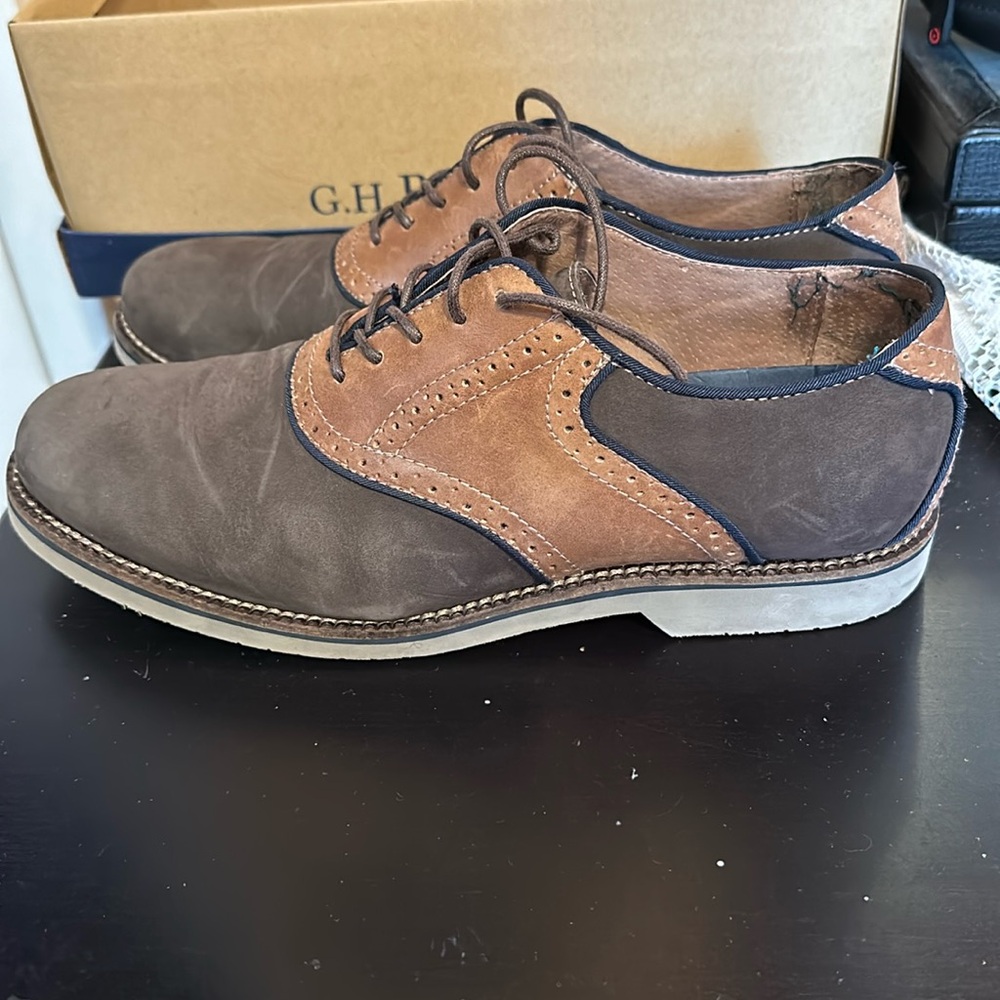 Bass dress shoes size 9